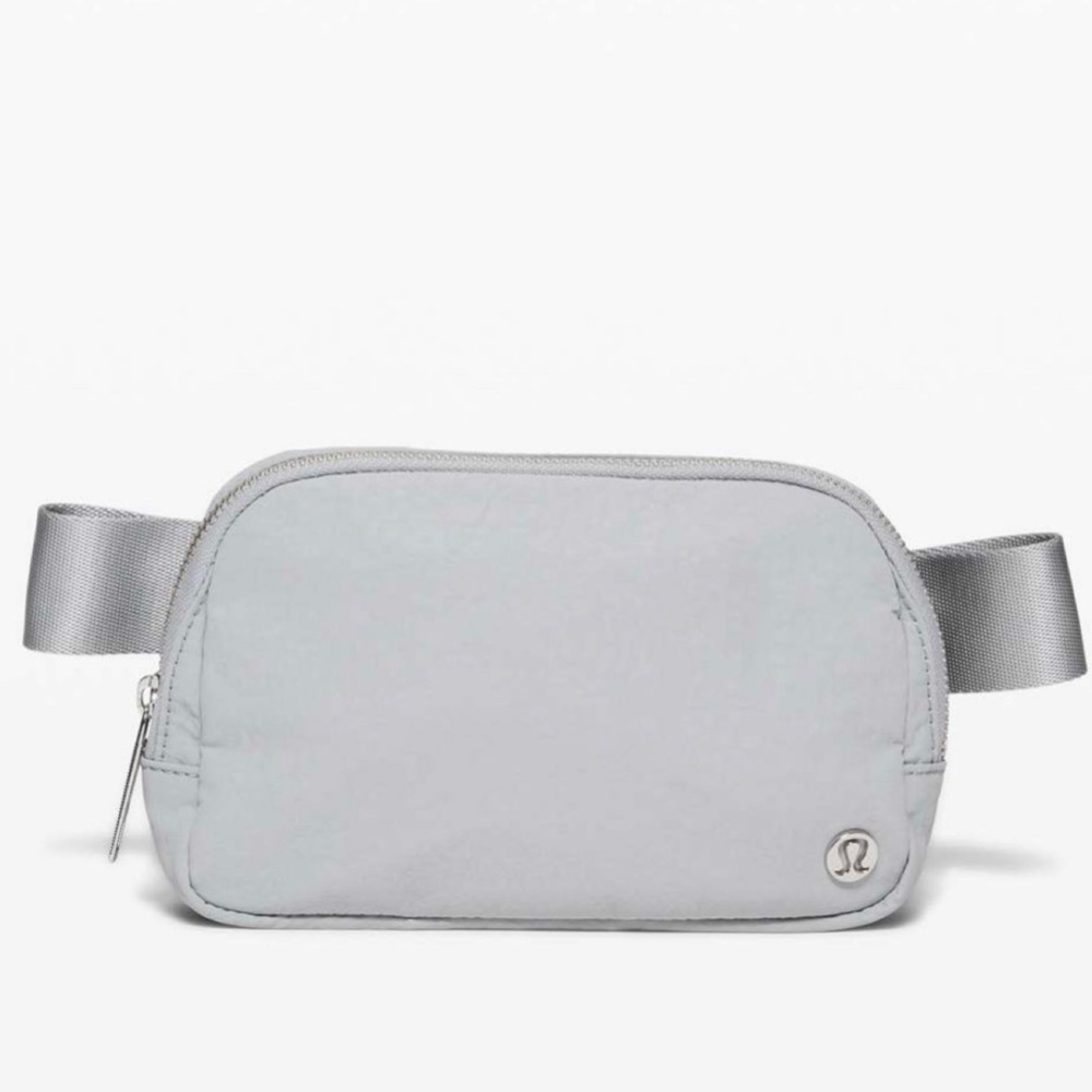 Lululemon Everywhere OG Original Belt Bag EBB Silver Drop NEW